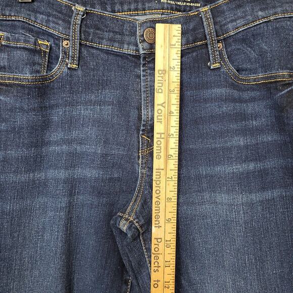 Old Navy Womens Original Blue Regular Fit Mid Rise Straight Denim Jeans Size 6 - Picture 9 of 10